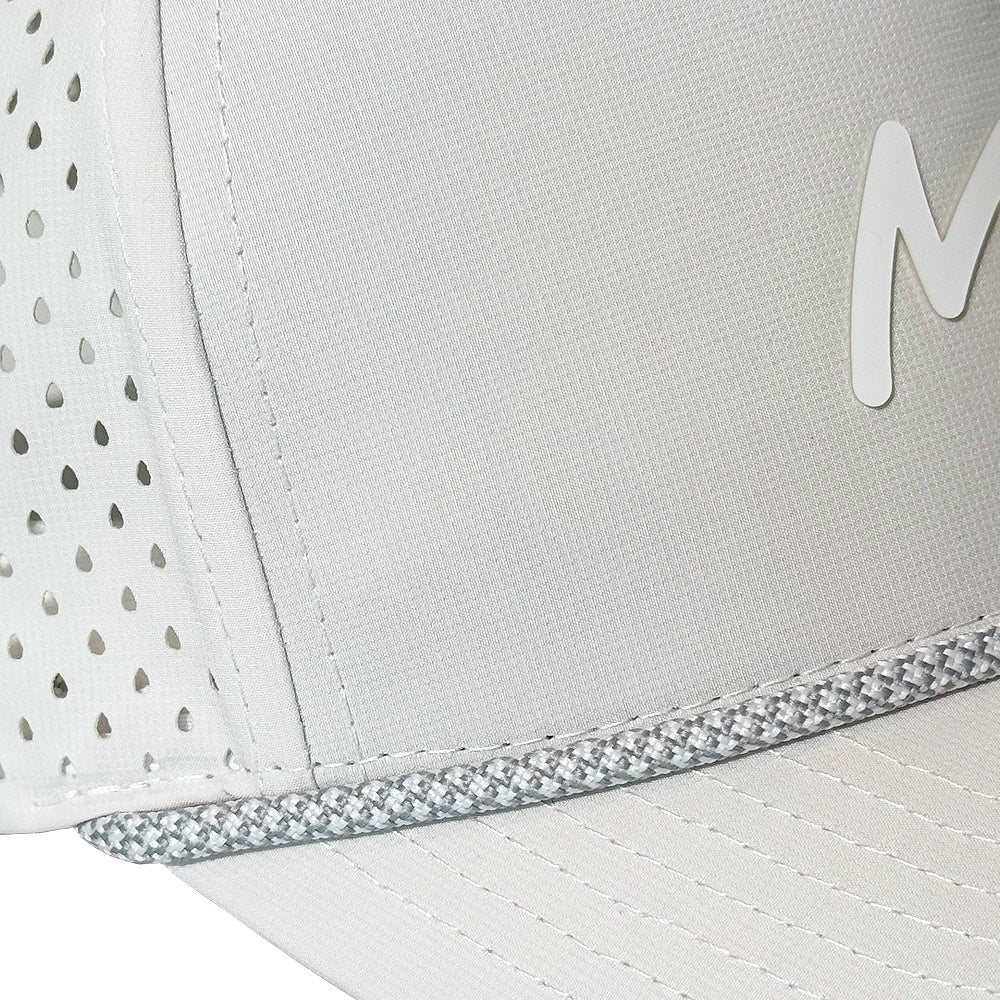 NAUTIQ - M Logo - White